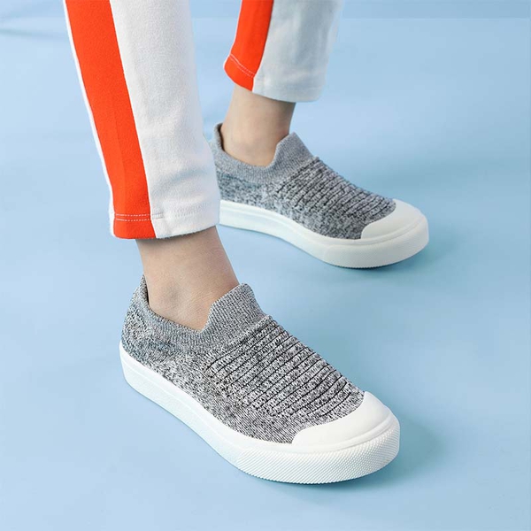 Kids Slip On Machine Washable Sneakers - GREY - 1